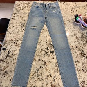 Frame Le High Skinny Fit Distressed Jeans